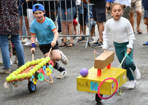 fêtes du cazal,course à la brouette