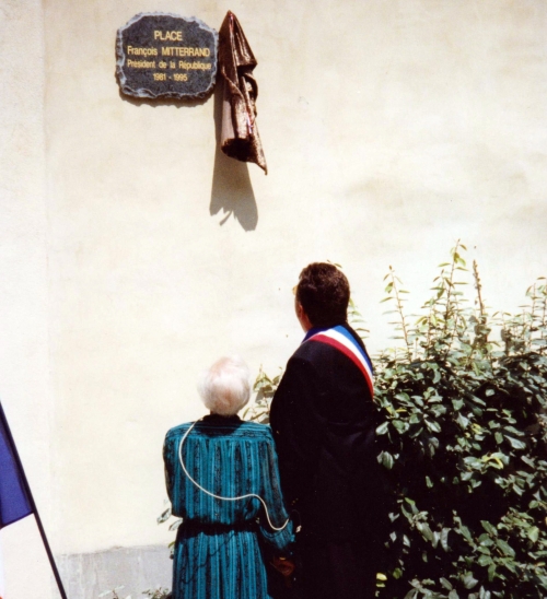 1996 Place Mitterrand juillet 002.jpg