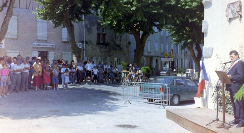 1996 Place Mitterrand juillet 004.JPG