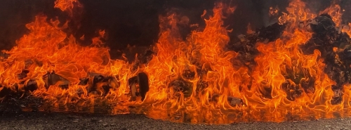 2025 Feu poubelles Gymnase 30 mars 004.jpg