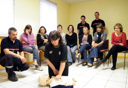 Crèche 1er secours 001.jpg